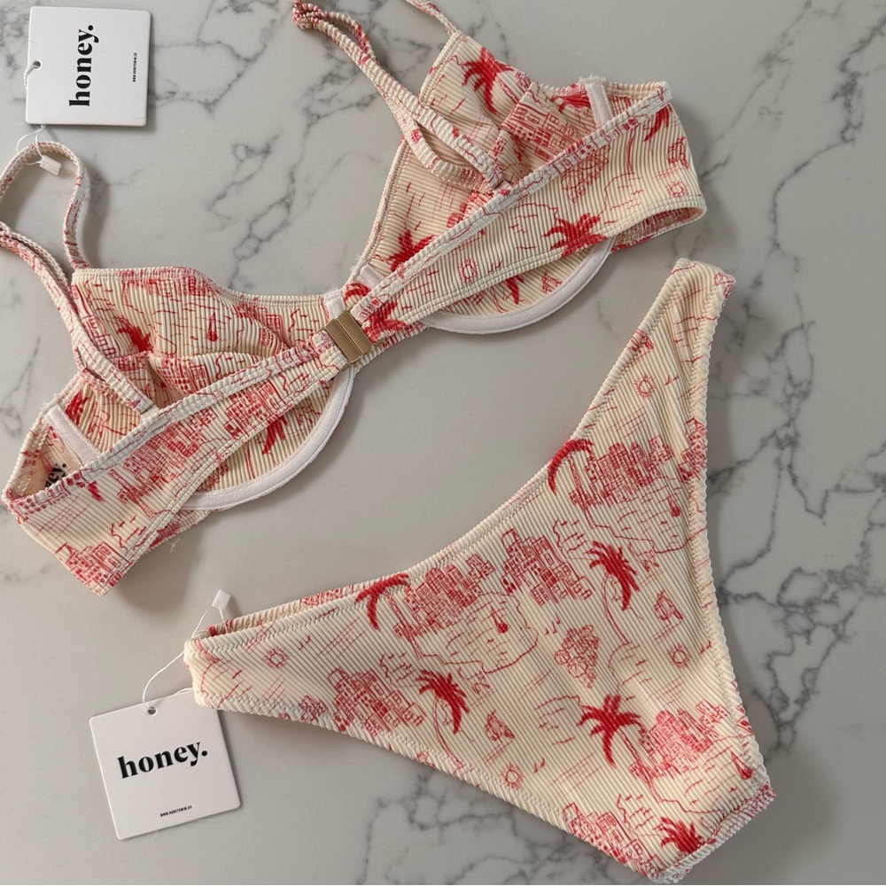 Honey Swim Isla Ribbed Bikini SET - Cream / Red Print - Size M/XL - Picture 3 of 6